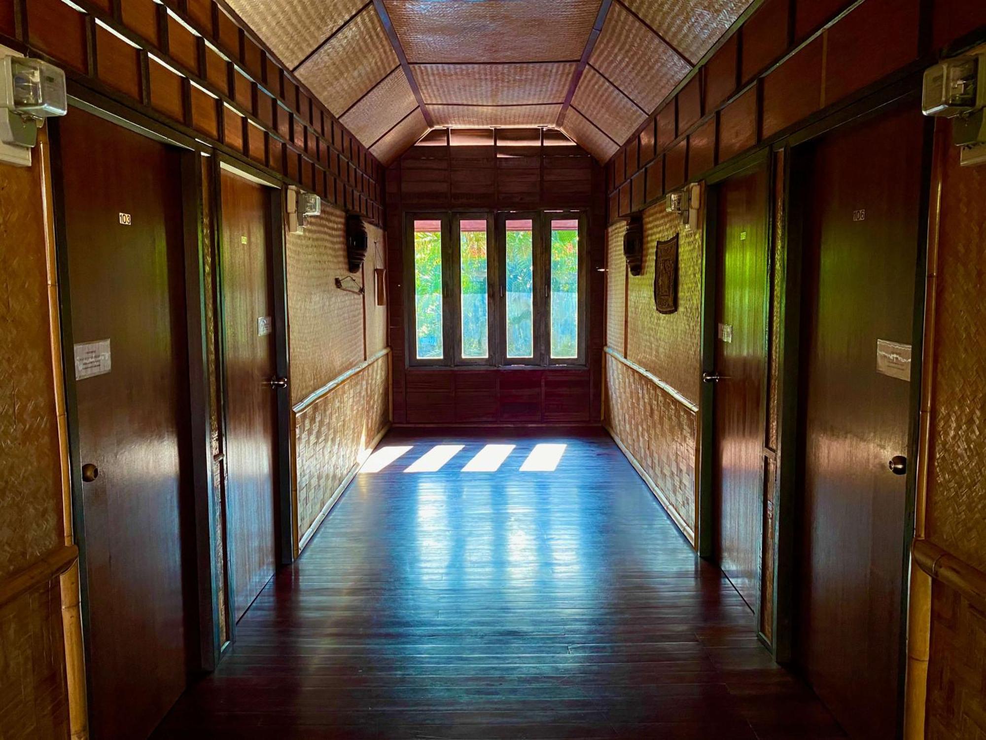 Shanti Lodge Phuket Chalong Bagian luar foto