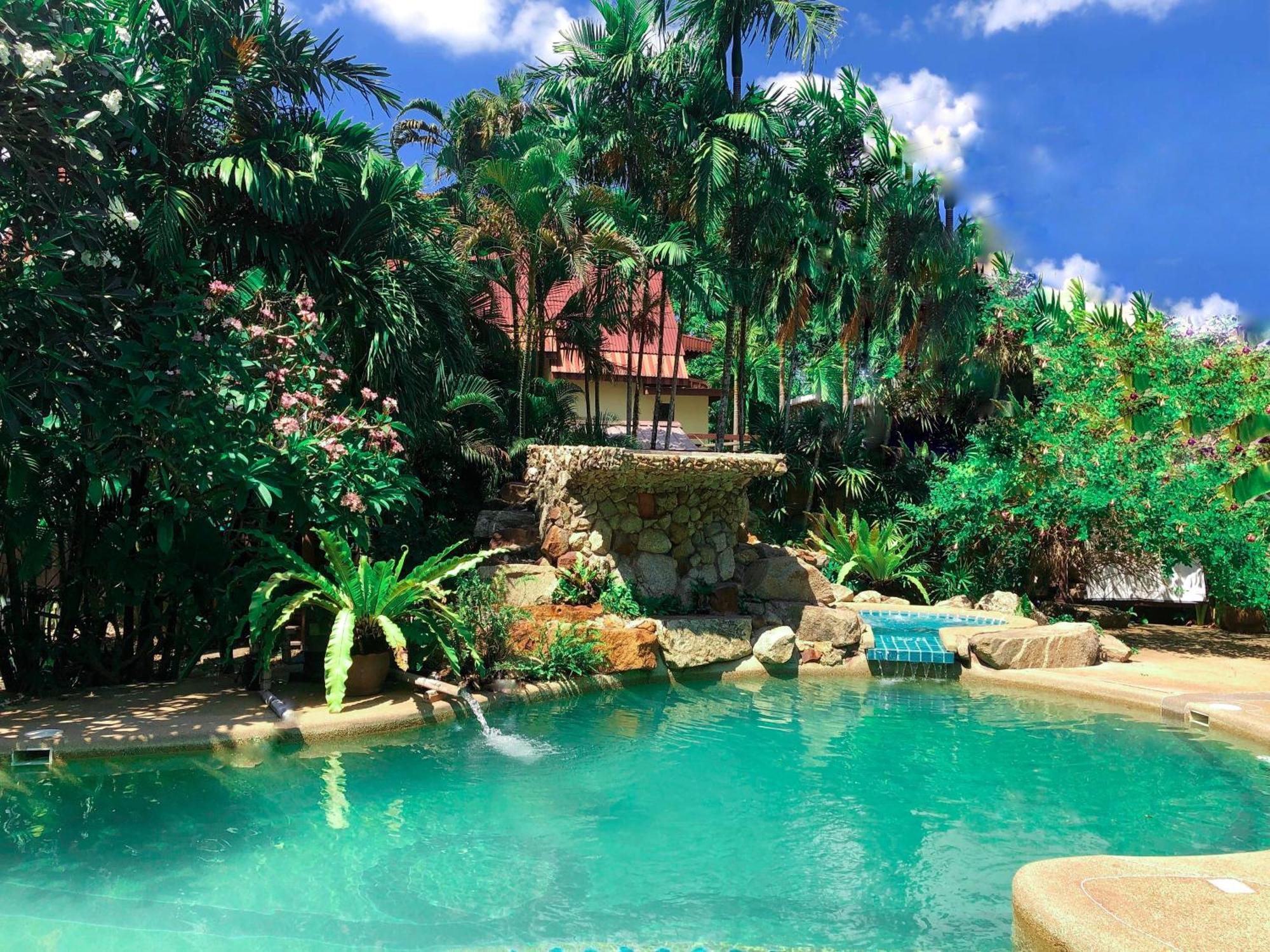 Shanti Lodge Phuket Chalong Bagian luar foto